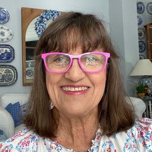 Rhondi M. avatar